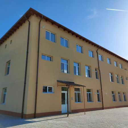 Apartamente Livada Râmnicu Vâlcea Dış mekan fotoğraf