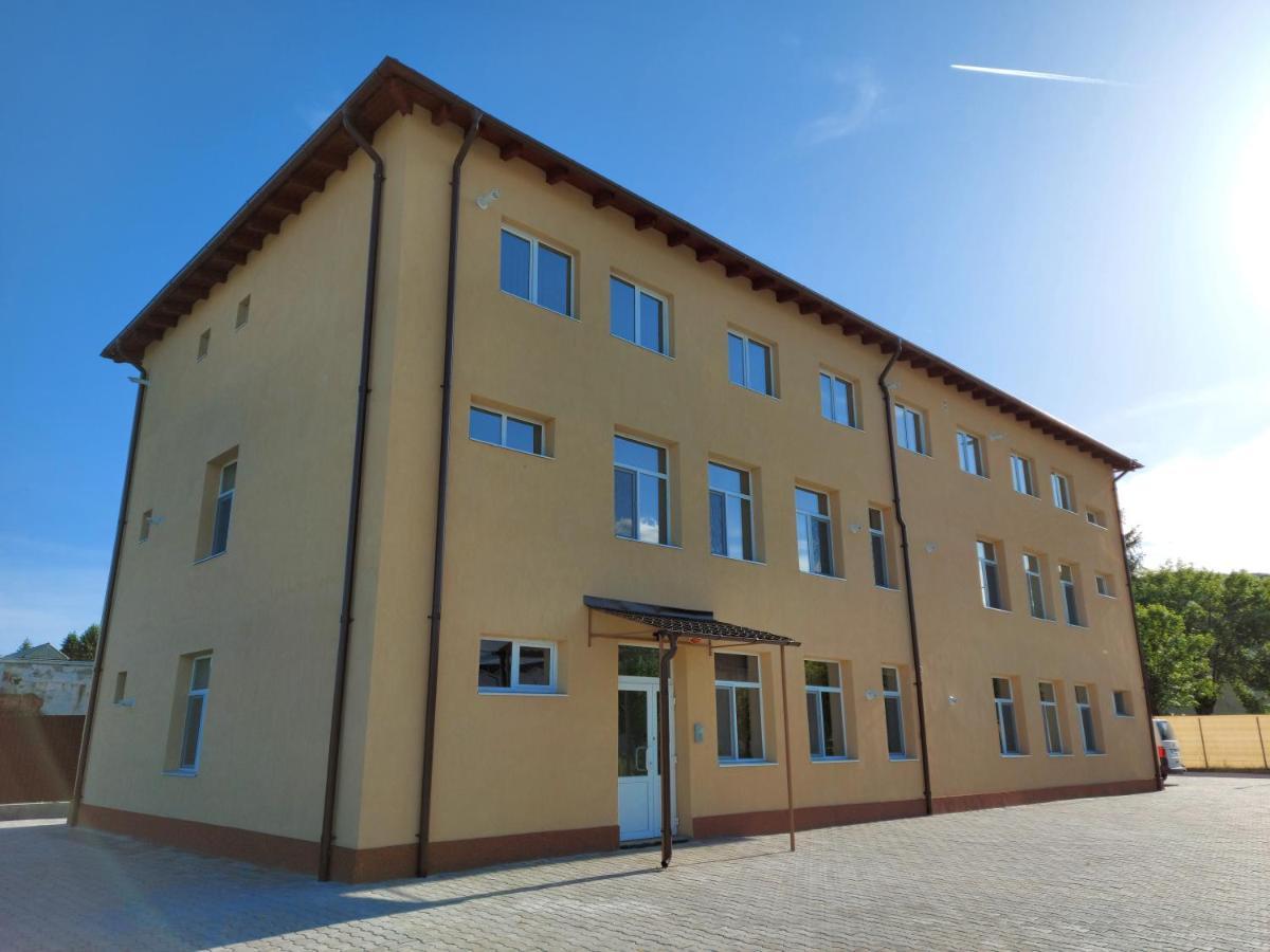 Apartamente Livada Râmnicu Vâlcea Dış mekan fotoğraf