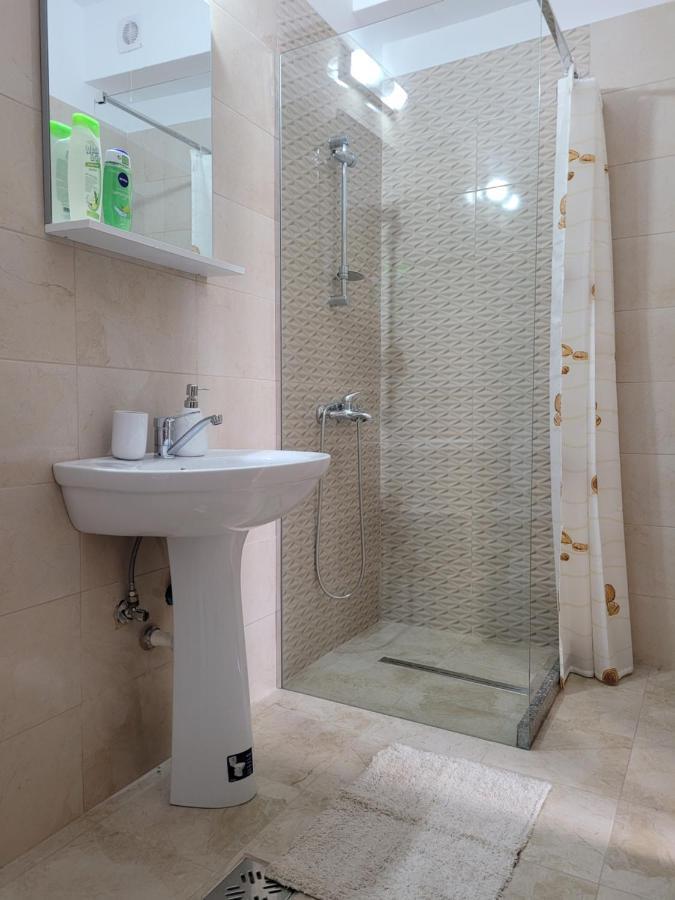 Apartamente Livada Râmnicu Vâlcea Dış mekan fotoğraf