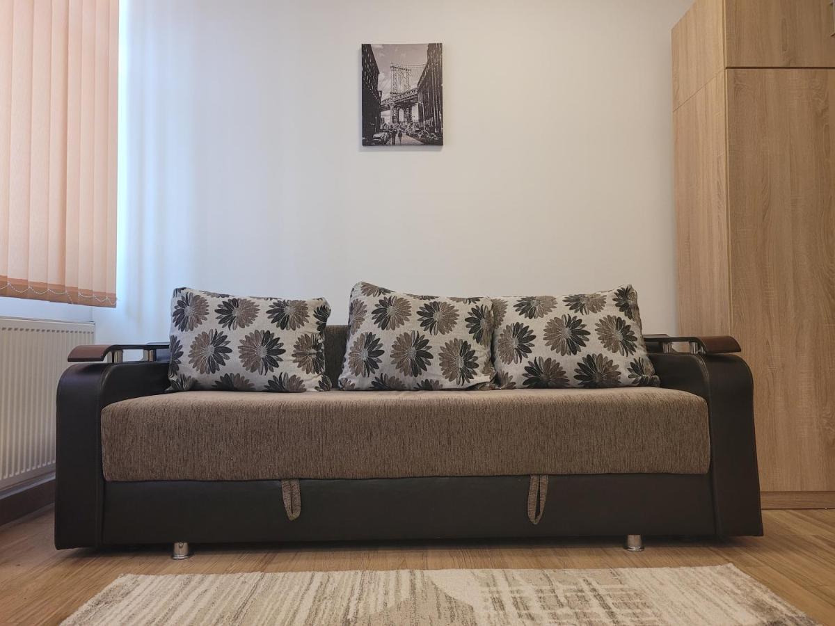 Apartamente Livada Râmnicu Vâlcea Dış mekan fotoğraf