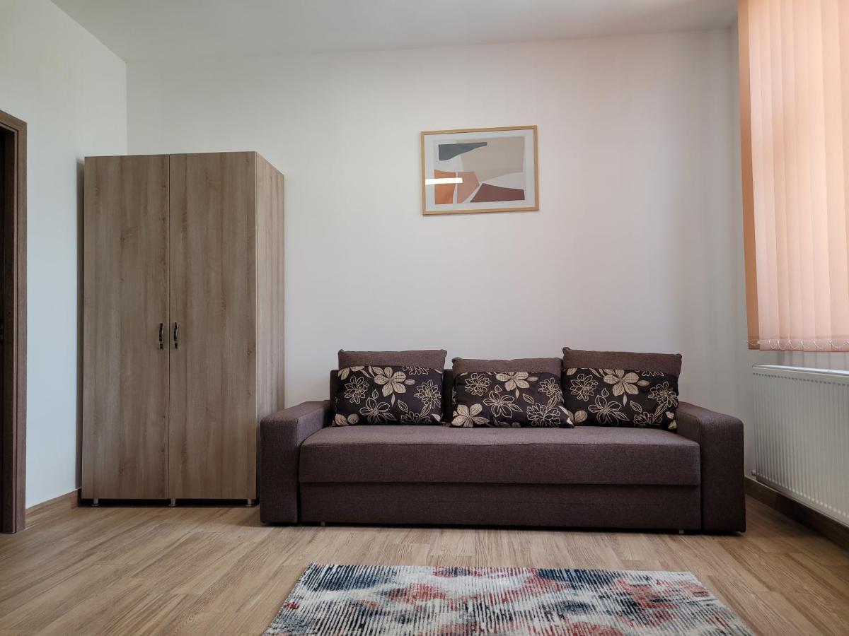 Apartamente Livada Râmnicu Vâlcea Dış mekan fotoğraf